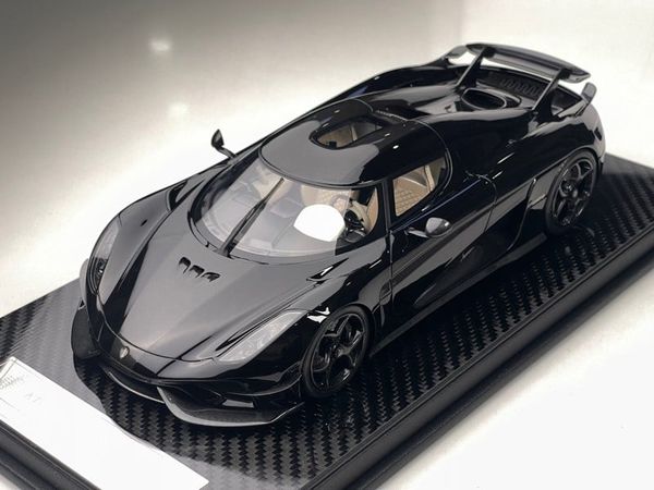 Xe mô hình Koenigsegg Regera 1:18 FrontiArt (Black)