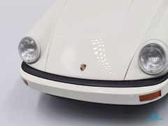 Xe Mô Hình Porsche 911 SC RS 1984 1:18 GTSpirit ( Trắng )