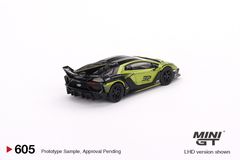 Xe Mô Hình Lamborghini LB-Silhouette WORKS Aventador GT EVO Lime LHD / USA Blister Packaging
