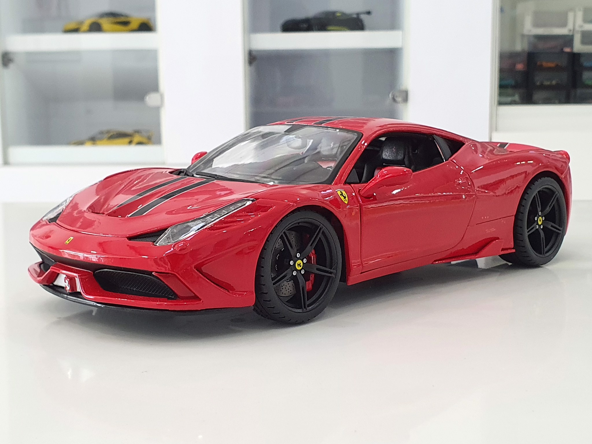 Mui trần Ferrari 458 Italia Spyder lộ diện
