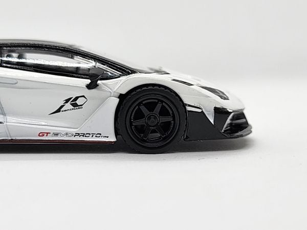 Xe Mô Hình LB-Silhouette WORKS Lamborghini Aventador GT EVO White LHD 1:64 Minigt ( Trắng )