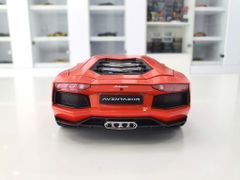 XE MÔ HÌNH LAMBORGHINI AVENTADOR LP700 1:18 WELLY-FX (CAM)