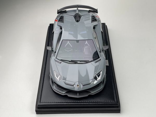 Xe Mô Hình Novitec SVJ 1:18 Ivy Model ( Nimbus Grey )