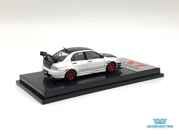 Xe Mô Hình Mitsubishi Lancer Evolution 1:64 CM Model ( Trắng Mui Đen )