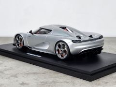 Xe Mô Hình Koenigsegg CC850 1:18 ( Moon Silver)