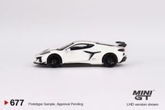 Xe Mô Hình Chevrolet Corvette Z06 2023 Arctic 1:64 MiniGT ( White )