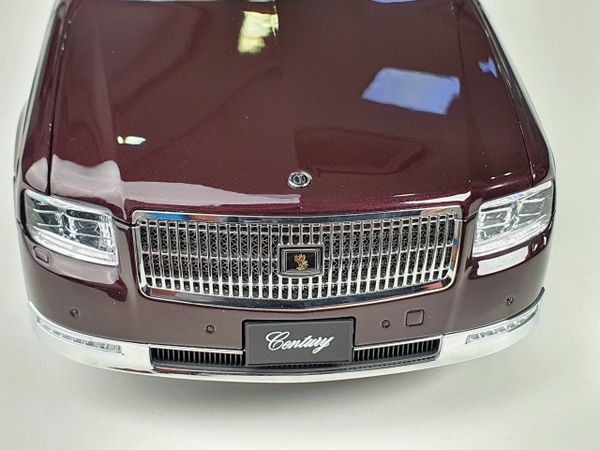 Xe mô hình Toyota Century 1:18 LCD (Brown)