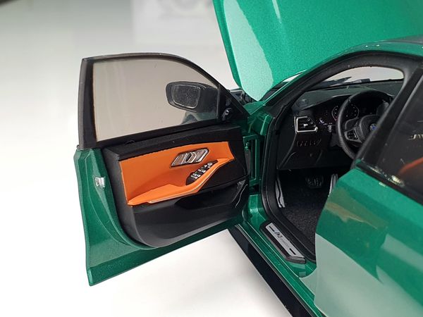 Xe Mô Hình BMW M3 2020 1:18 Minichamps ( Green Metallic )