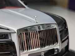 Xe Mô Hình Rolls-Royce Ghost 1:18 HH Model ( Đen/ Mui Bạc Nội Thất Hồng )