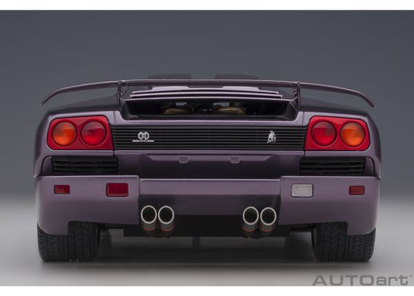 Xe Mô Hình Lamborghini Diablo SE30 Jota 1:18 Autoart (Tím)