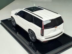 Xe Mô Hình Cadillac Escalade Sport Platinum 1:18 Motorhelix (Pearl White)