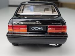 Xe Mô Hình Toyota Crown 1:18 KengFai ( Đen )