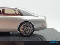 Xe Mô Hình Rolls Royce Phantom VII 1:64 Collector's Model ( Bạc )