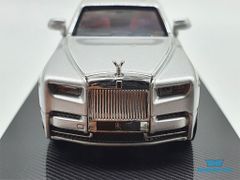 Xe Mô Hình Rolls Royce Phantom VII 1:64 Collector's Model ( Bạc )