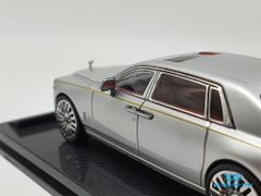 Xe Mô Hình Rolls Royce Phantom VII 1:64 Collector's Model ( Bạc )