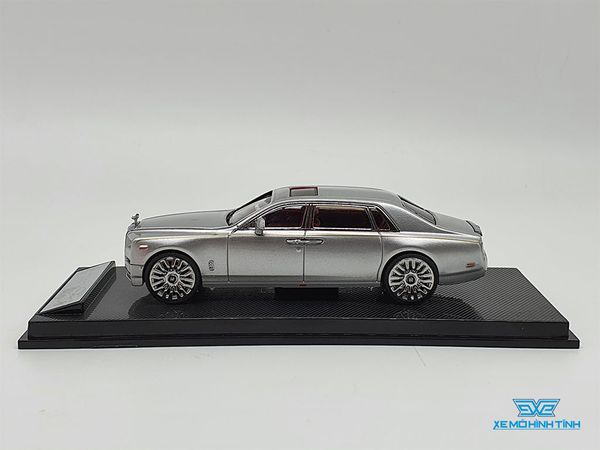 Xe Mô Hình Rolls Royce Phantom VII 1:64 Collector's Model ( Bạc )