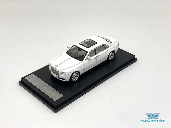 Xe Mô Hình Rolls Royce Ghoste Extended Wheelbase 1:64 Collector's Model ( Trắng )