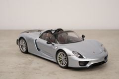 Xe Mô Hình Porsche 918 Spyder Weissach Package 1:18 AUTOart (Liquid Metal Chrome Blue)