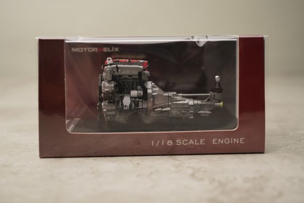 Xe Mô Hình Honda S2000(AP2) 1:18 Motor Helix (Grand Prix White)