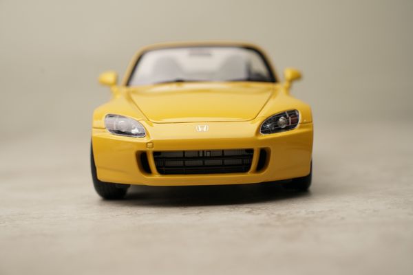 Xe Mô Hình Honda S2000(AP2) 1:18 Motor Helix (Indy Yellow Pearl)