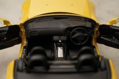 Xe Mô Hình Honda S2000(AP2) 1:18 Motor Helix (Indy Yellow Pearl)