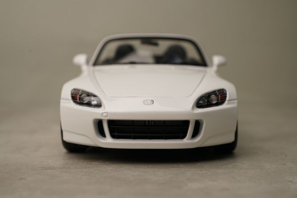Xe Mô Hình Honda S2000(AP2) 1:18 Motor Helix (Grand Prix White)