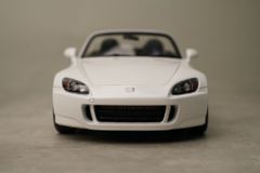Xe Mô Hình Honda S2000(AP2) 1:18 Motor Helix (Grand Prix White)