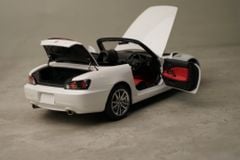 Xe Mô Hình Honda S2000(AP2) 1:18 Motor Helix (Grand Prix White)