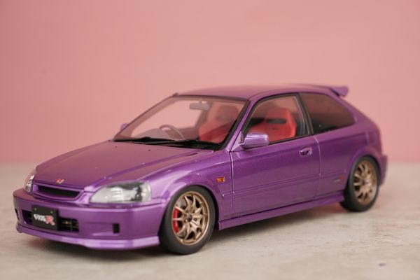 Xe Mô Hình Honda Civic Type R (EK9) 1:18 Motor Helix (Pearl Purple)