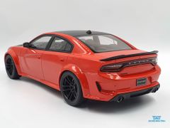 Xe Mô Hình Dodge Charger SRT Hellcat Red Eye in Go Mango Limited Editon 1:18 GTSpirit (Cam Đen)