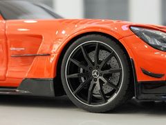 Xe Mô Hình Mercedes-Benz AMG GT-R Black Series year 2021 orange 1:18 GTSpirit ( Cam )