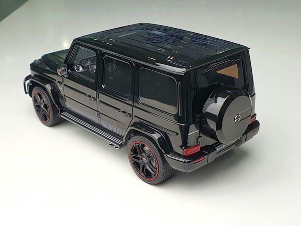 Xe Mô Hình Mercedes-AMG G63 - 2019 1:18 Almost Real ( Obsidian Black )