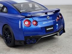 Xe Mô Hình Nissan GT-R(R35) 50th AnniVersary 1:18 MotorHelix (Wangan Blue)
