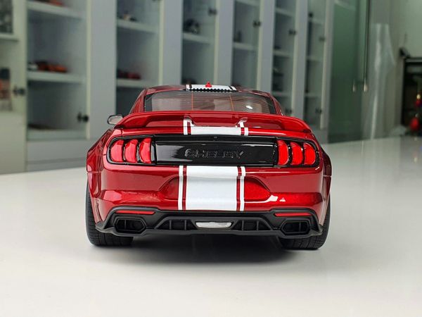 Xe Mô Hình Shelby Super Snake Coupe Red 1:18 GTSpirit ( Đỏ )