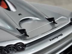 Xe Mô Hình Koenigsegg CC850 1:18 ( Moon Silver)