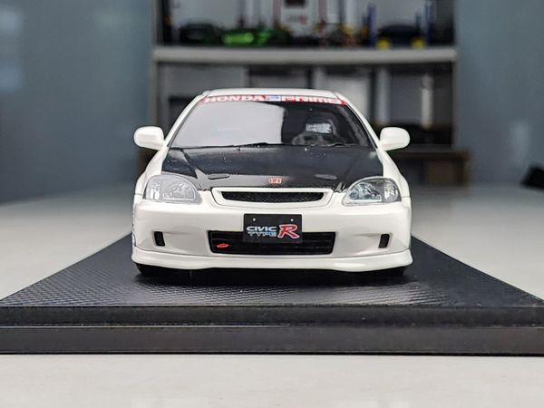 Xe Mô Hình Honda Civid ( EK9 ) Type R 1:18 Ignition Model ( Trắng )