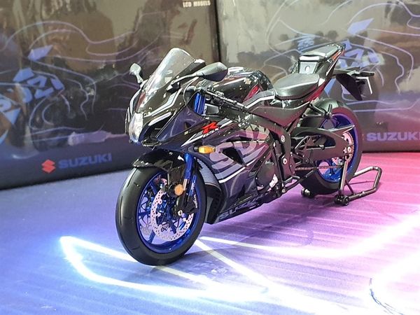 Xe Mô Hình Suzuki GSX-R1000R 1:12 LCD Model ( Đen )