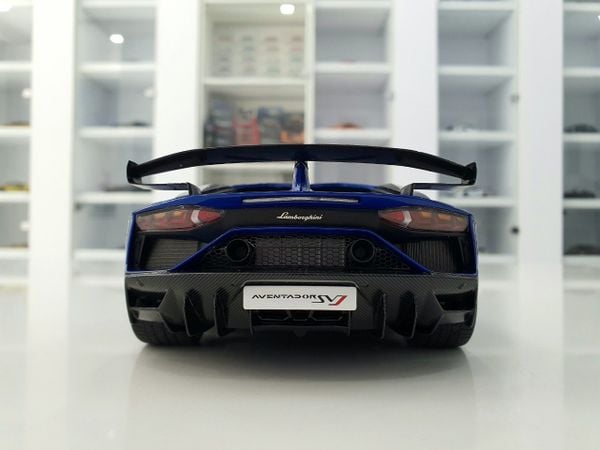 Xe Mô Hình Lamborghini Aventador SVJ 1:18 AUTOart ( Xanh Dương )