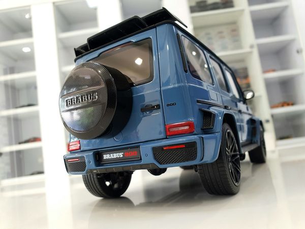 Xe Mô Hình Brabus 800 Widestar (Mercedes-AMG G63) - 2020 1:18 Almost Real (Xanh)