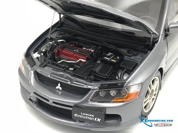 Xe Mô Hình Mitsubishi Lancer Evolution IX 1:18 Super A ( Xám )