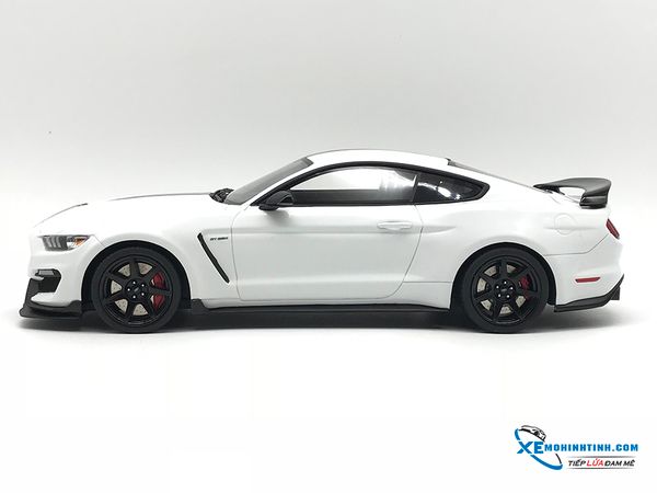 XE MÔ HÌNH FORD SHELBY GT350R 1:18 GTSPIRIT (TRẮNG)