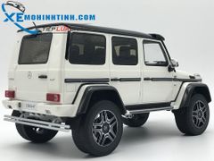 Xe Mô Hình Mercedes-Benz G500 4X4 1:18 Gtspirit (Trắng)