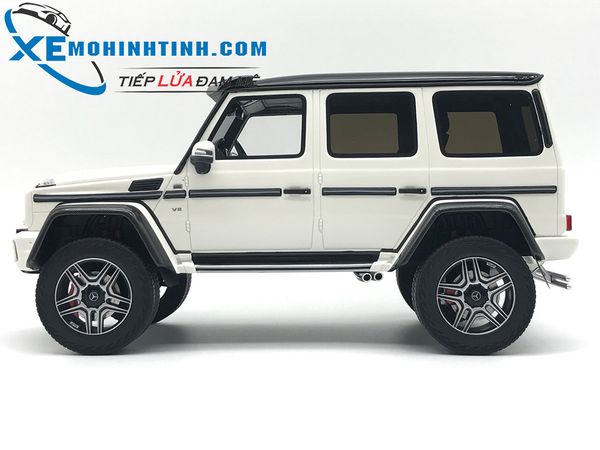 XE MÔ HÌNH MERCEDES-BENZ G500 4X4 1:18 GTSPIRIT (TRẮNG)