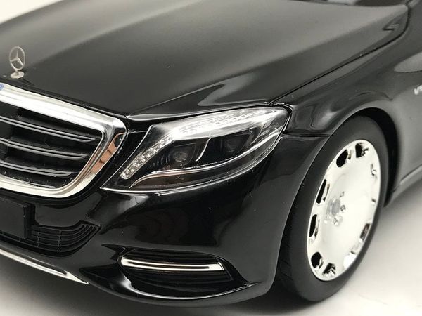 GT162 MH GTSPIRIT 1:18 MERCEDES MAYBACH S600 (ĐEN)