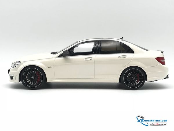 MH GTSPIRIT 1:18 MERCEDES-BENZ C 63 AMG SEDAN (W204) (TRẮNG)