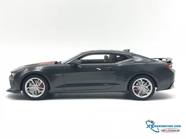 GT191 MH GTSPIRIT 1:18 CHEVROLET CAMARO SS FIFTY ANNIVERSARY ( Nightfall grey )