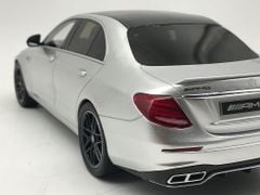 Xe Mô Hình Mercedes-Amg E 63 S 1:18 GtSpirit ( Bạc )