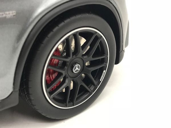 Xe Mô Hình Mercedes-AMG GLC 63 S 1:18 GTSpirit ( Xám )