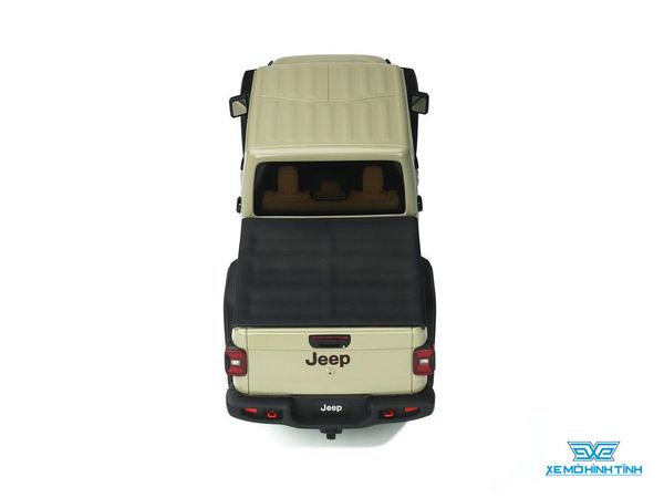 Xe Mô Hình Jeep Gladiator Rubicon -GOBI 2020 1:18 GTSpirit ( Màu Vàng Đất )