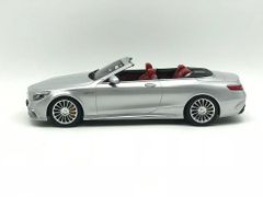 Xe Mô Hình Mercedes S65 AMG Convertible 1:18 GTSpirit ( Bạc )